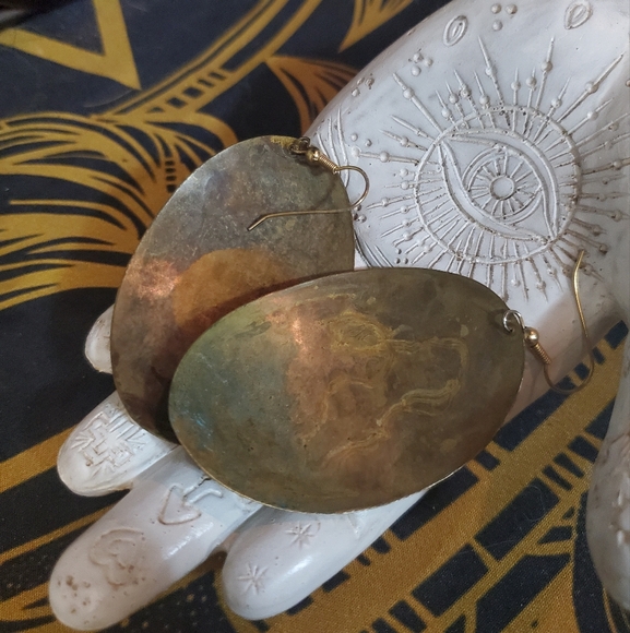 NWOT VINTAGE Gorgeous large metal alligator print belt buckle,matching earrings - Picture 6 of 7